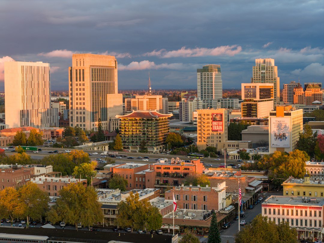 city commercial district